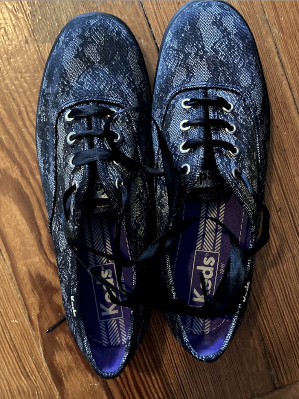 Size 6.5 Lace Up wedding/bridal/prom floral black shoes/sneakers